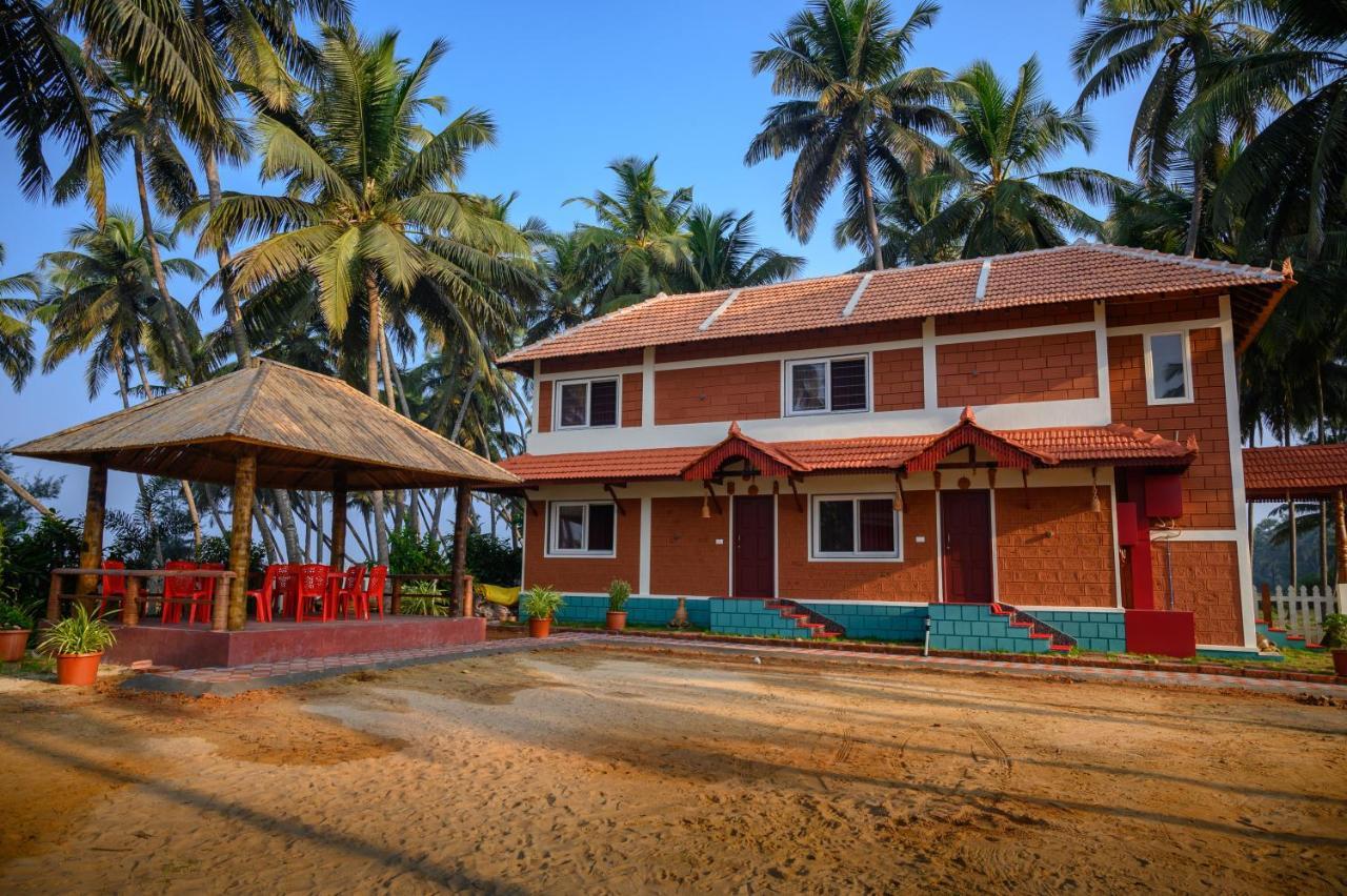 Glucklich Beach Cottages Kundapur Exteriör bild