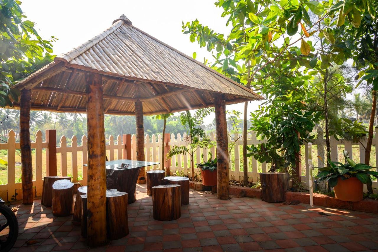 Glucklich Beach Cottages Kundapur Exteriör bild