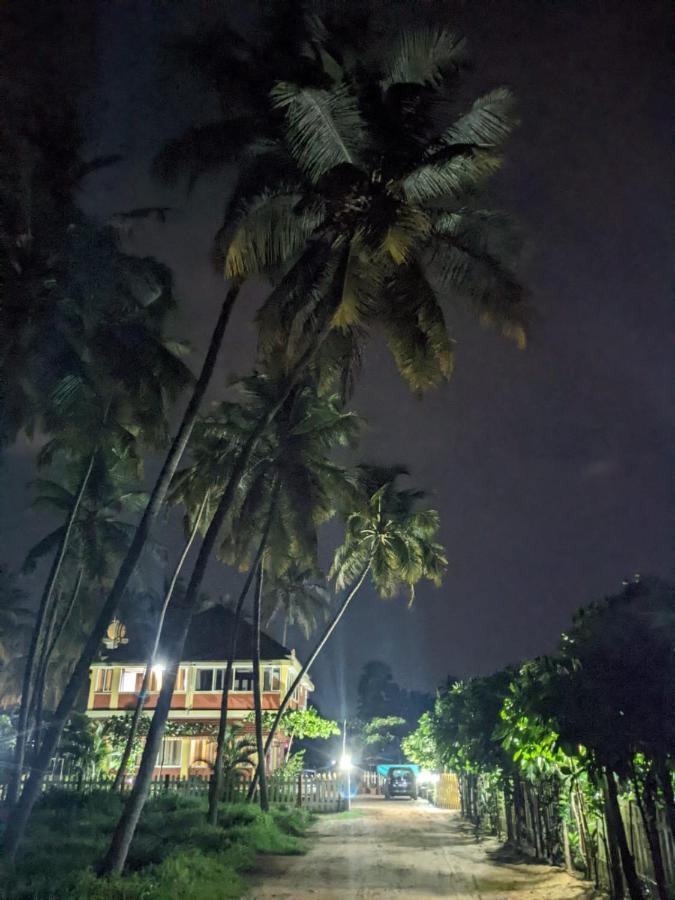 Glucklich Beach Cottages Kundapur Exteriör bild