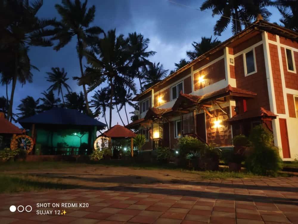 Glucklich Beach Cottages Kundapur Exteriör bild
